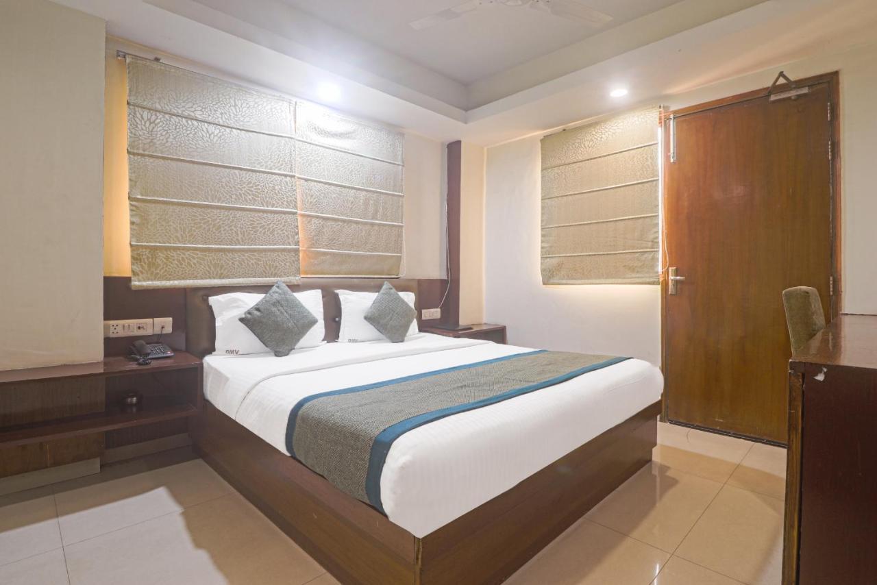 Hotel Sizzling Starr Νέο Δελχί Εξωτερικό φωτογραφία