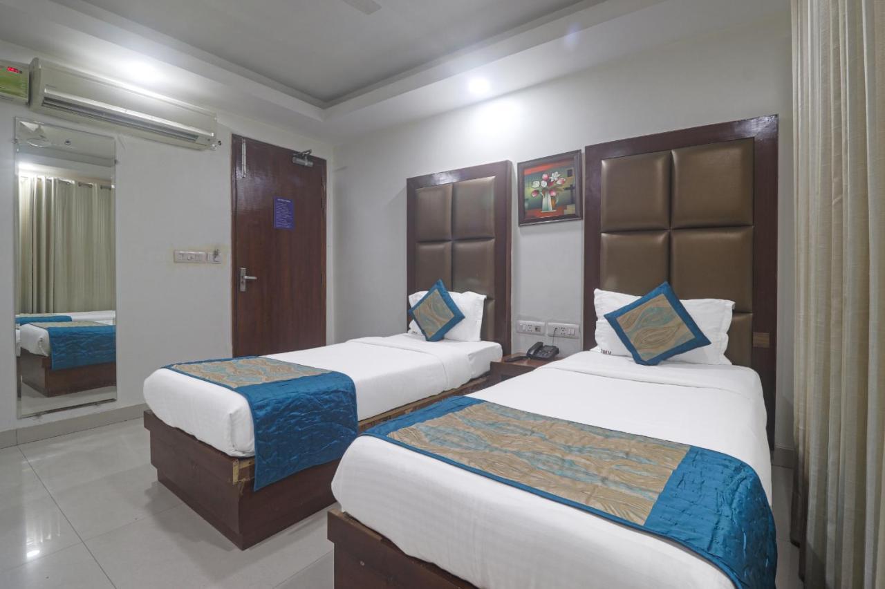 Hotel Sizzling Starr Νέο Δελχί Εξωτερικό φωτογραφία